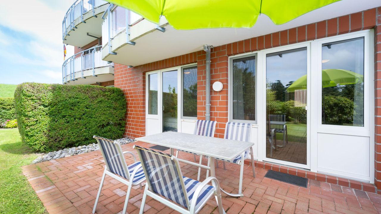 Terrasse mit Gartenmöbel Terrasse mit Gartenmöbel